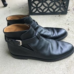 vintage 1970s bally men’s boots in black leather
